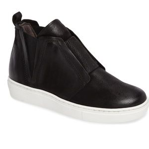 Miz Mooz Laurent high top sneaker 6 black
